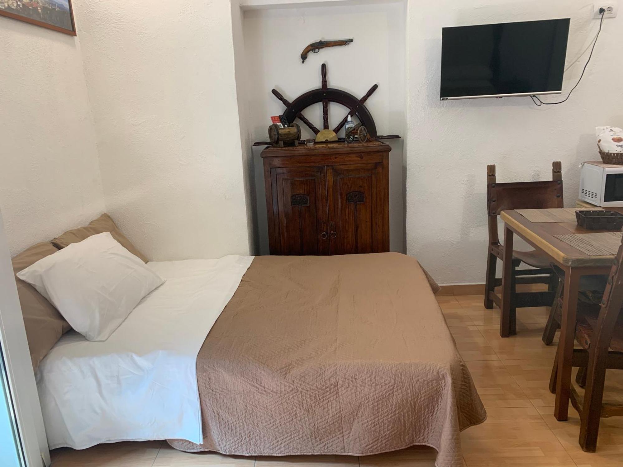 La Tana Dei Pirati Napels